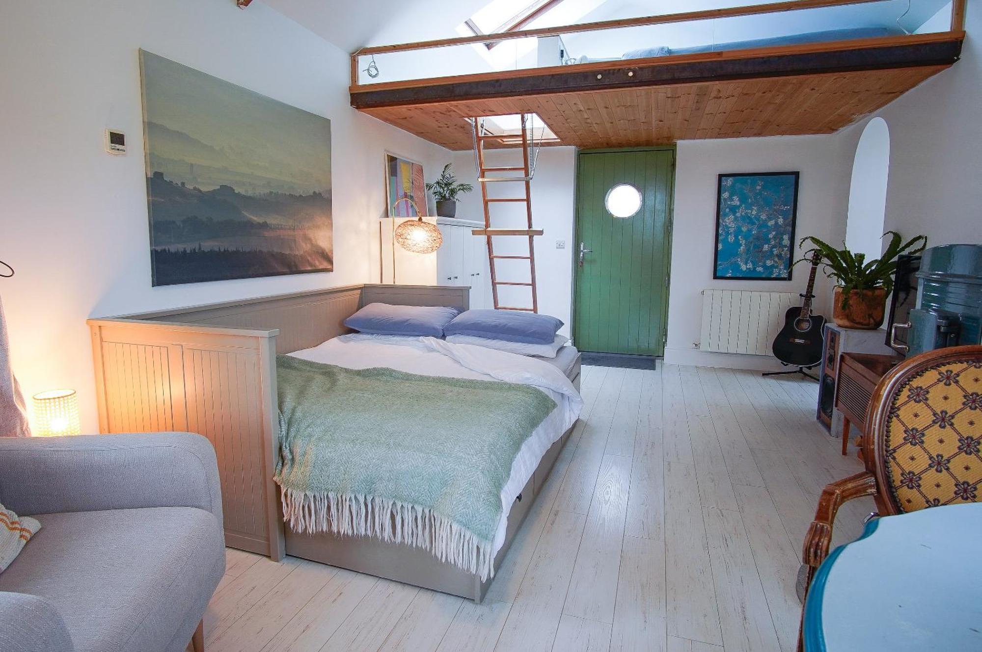 Апартаменты The Carton Store Loft Apt Корк Экстерьер фото